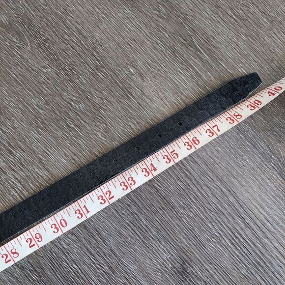 Michael Kors Reversible Belt - Silver & Black - Total Length 40" - Picture 6 of 7